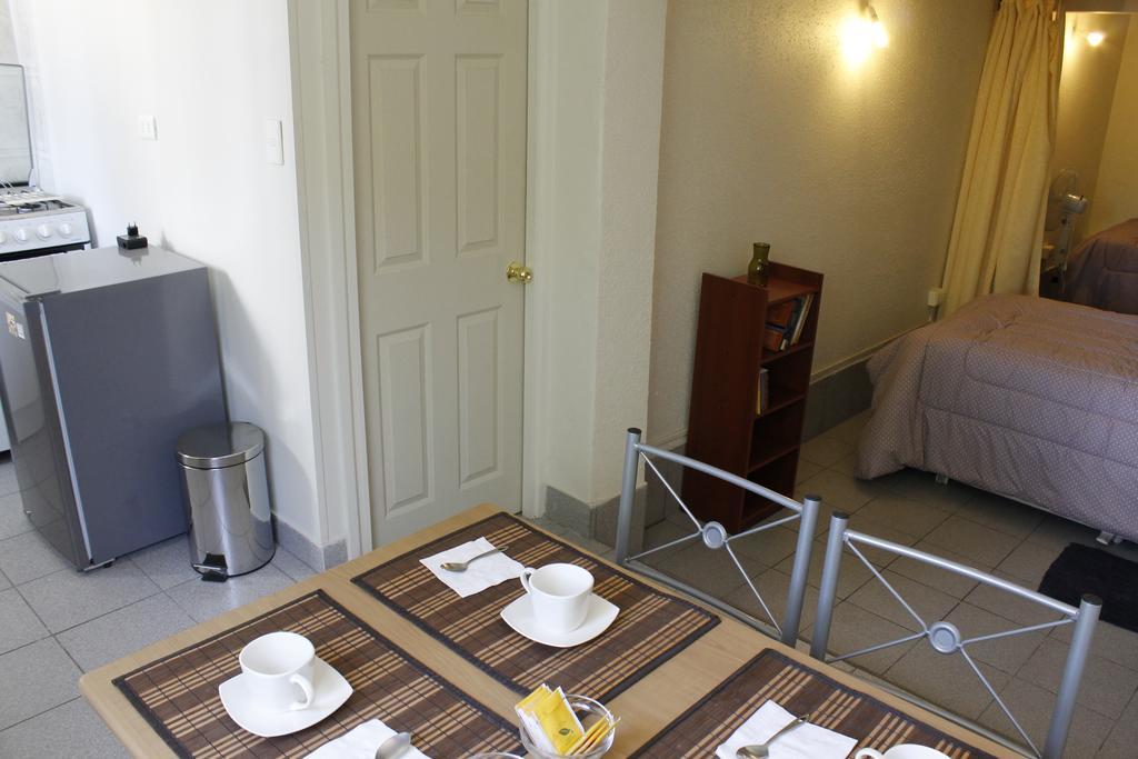 ホテル Casa De Academicos サンティアゴ 部屋 写真